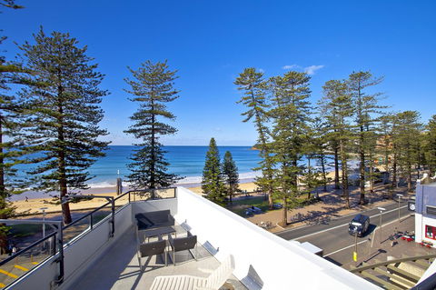 Manly Paradise Motel & Apartments - Accommodation NT 16