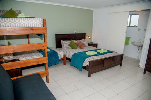 Sinclairs Country Retreat - Accommodation NT 30