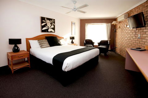 Sapphire Waters Motor Inn - Accommodation NT 20