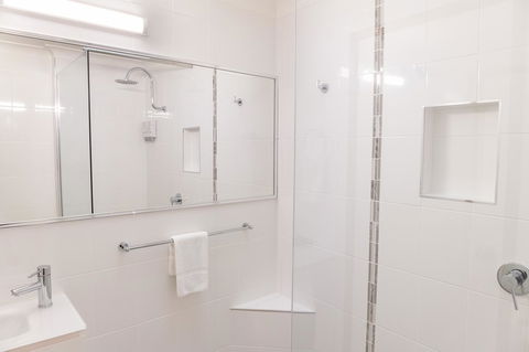 Sapphire Waters Motor Inn - Accommodation NT 3