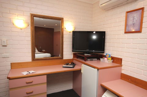 Sapphire Waters Motor Inn - Accommodation NT 9
