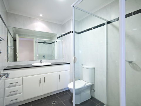 Messines Street, Breakwater Apartment, 104 - NT Tourism 6