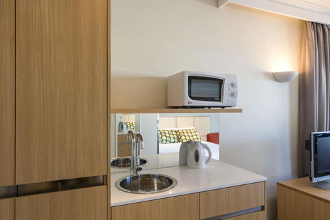 Mercure Sydney Manly Warringah - Accommodation NT 13