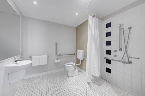 Mercure Sydney Manly Warringah - Accommodation NT 25