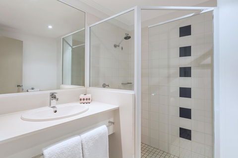 Mercure Sydney Manly Warringah - Accommodation NT 24