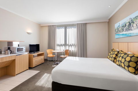 Mercure Sydney Manly Warringah - Accommodation NT 28