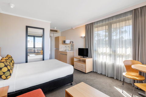 Mercure Sydney Manly Warringah - Accommodation NT 32