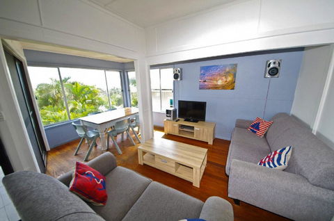 Apollo 1, 9 Hodgson Street - Accommodation NT 0