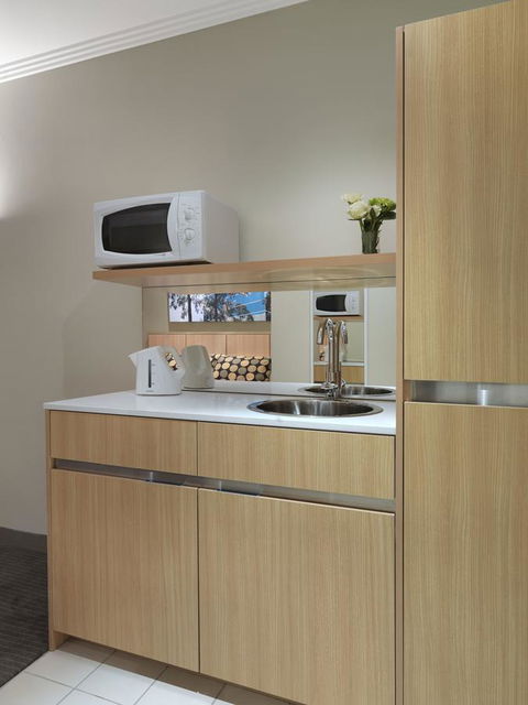 Mercure Sydney Bankstown - Accommodation NT 25