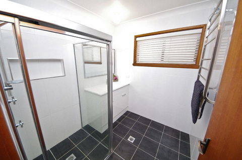 Breakaway, 11 Scott Street - Accommodation NT 2