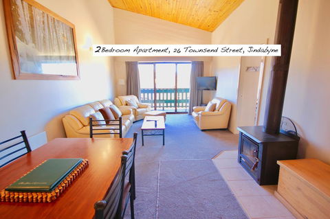 Full Circle Apartments - Accommodation NT 26