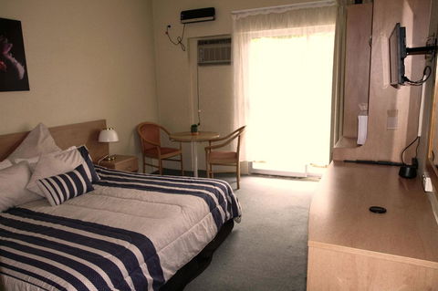 Rest Easy Motel - Accommodation NT 15