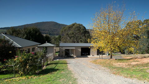 Pound Creek Gallery - Accommodation NT 9