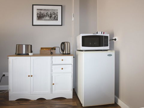 Pound Creek Gallery - Accommodation NT 11