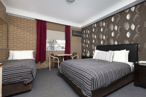 Grand Manor Motor Inn - Accommodation NT 8