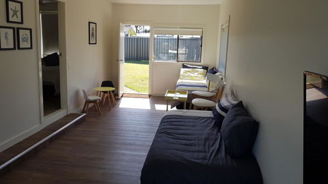 Golden Hill Cottage - Accommodation NT 15