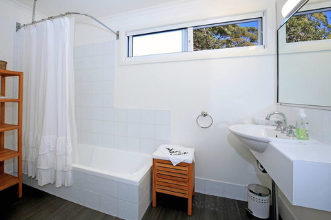 Jervis Bay Beach Shack I Pet Friendly - Accommodation NT 8