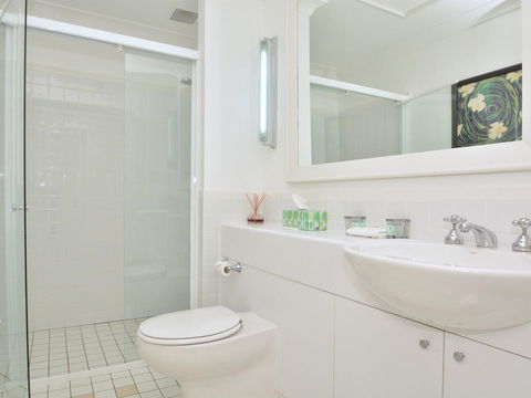 Villa 3br Margarita Villa Located Within Cypress Lakes Resort - Accommodation NT 4