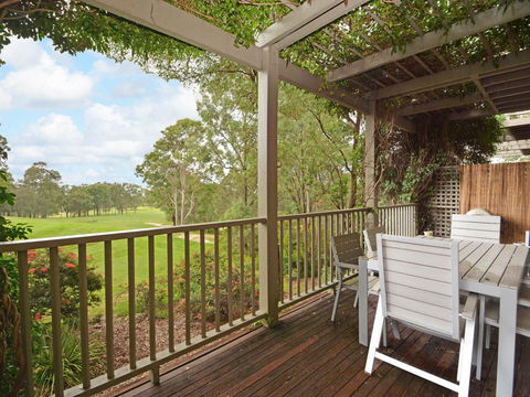 Villa 3br Margarita Villa Located Within Cypress Lakes Resort - Accommodation NT 0