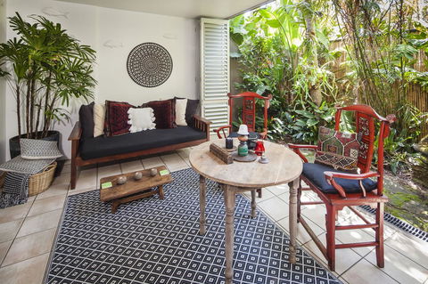 Julians Apartments - Accommodation NT 20