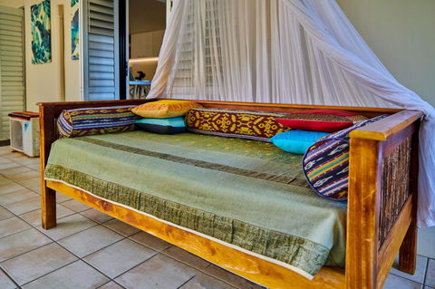 Julians Apartments - Accommodation NT 8