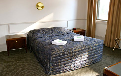 Royal Exhibition Hotel - Accommodation NT 34