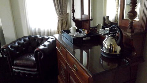 Royal Exhibition Hotel - Accommodation NT 28