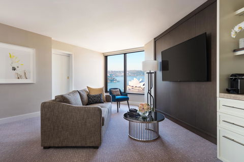 Four Seasons Hotel Sydney - Accommodation NT 1