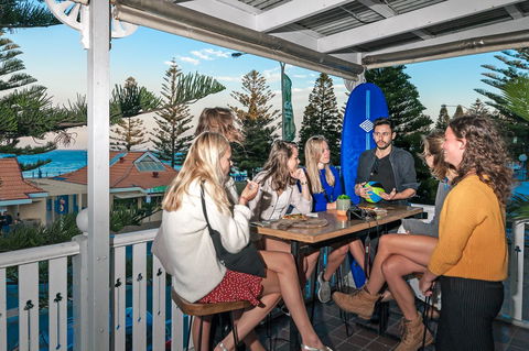 Mad Monkey Hostel Coogee Beach - Accommodation NT 1