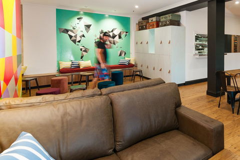 Mad Monkey Hostel Coogee Beach - Accommodation NT 23