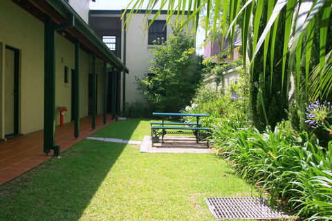 Avonmore On The Park Boutique Hotel - Accommodation NT 18