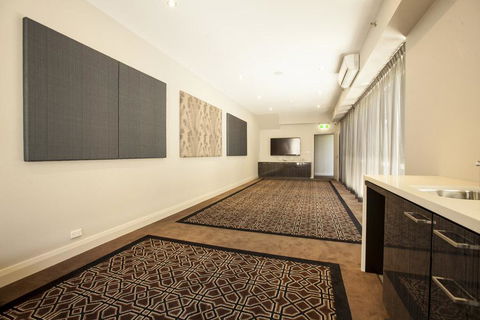 Avonmore On The Park Boutique Hotel - Accommodation NT 38