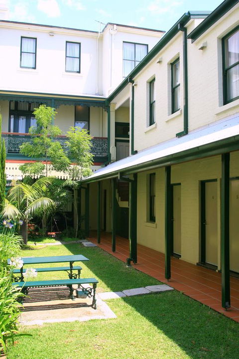 Avonmore On The Park Boutique Hotel - Accommodation NT 25