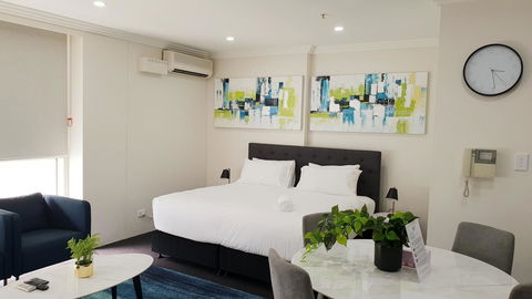 Liv Apartments Haymarket - NT Tourism 12