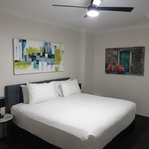 Liv Apartments Haymarket - NT Tourism 6