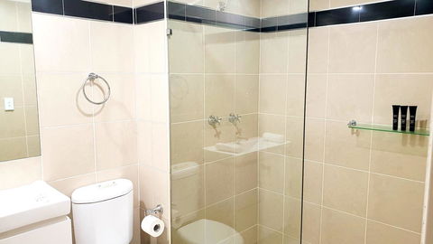 Liv Apartments Haymarket - NT Tourism 19