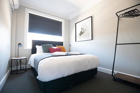 Horse And Jockey Hotel Homebush - Accommodation NT 5