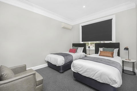 Horse And Jockey Hotel Homebush - Accommodation NT 19