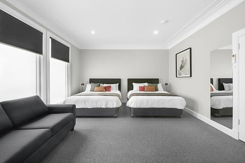 Horse And Jockey Hotel Homebush - Accommodation NT 1