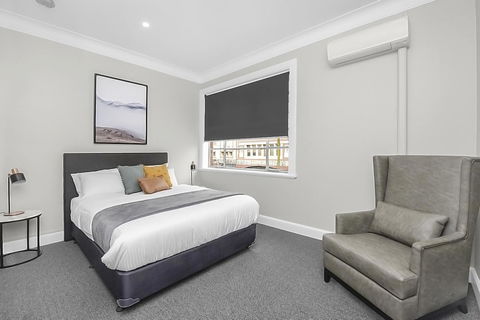 Horse And Jockey Hotel Homebush - Accommodation NT 18