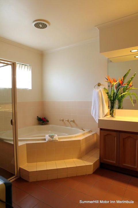 Summerhill Motor Inn - Accommodation NT 19