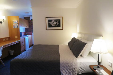 Summerhill Motor Inn - Accommodation NT 4
