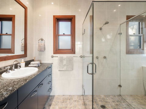 The Beach House Terrigal - NT Tourism 11