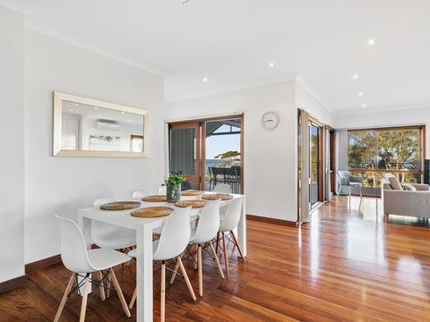 The Beach House Terrigal - NT Tourism 3