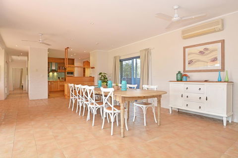 JE Guesthouse, Central To All The Hunter Valley Has To Offer - Accommodation NT 7