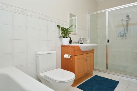 JE Guesthouse, Central To All The Hunter Valley Has To Offer - Accommodation NT 22