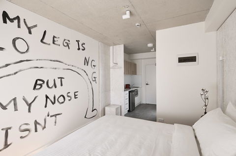 The Collectionist Newtown - Accommodation NT 16