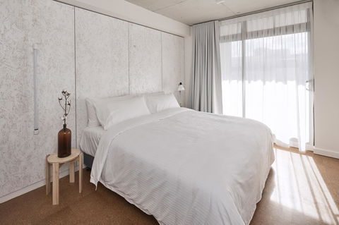 The Collectionist Newtown - Accommodation NT 15
