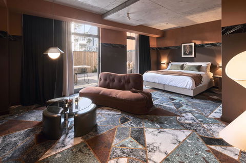 The Collectionist Newtown - Accommodation NT 6