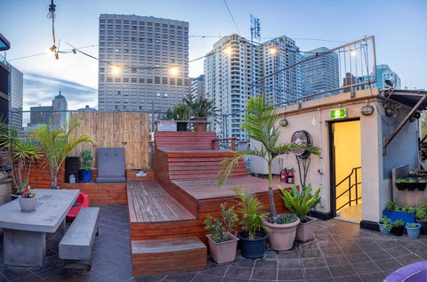 Big Backpackers Hostel - Accommodation NT 12